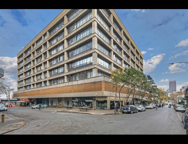 0.5 BEDROOM APARTMENT FOR SALE IN MABONENG